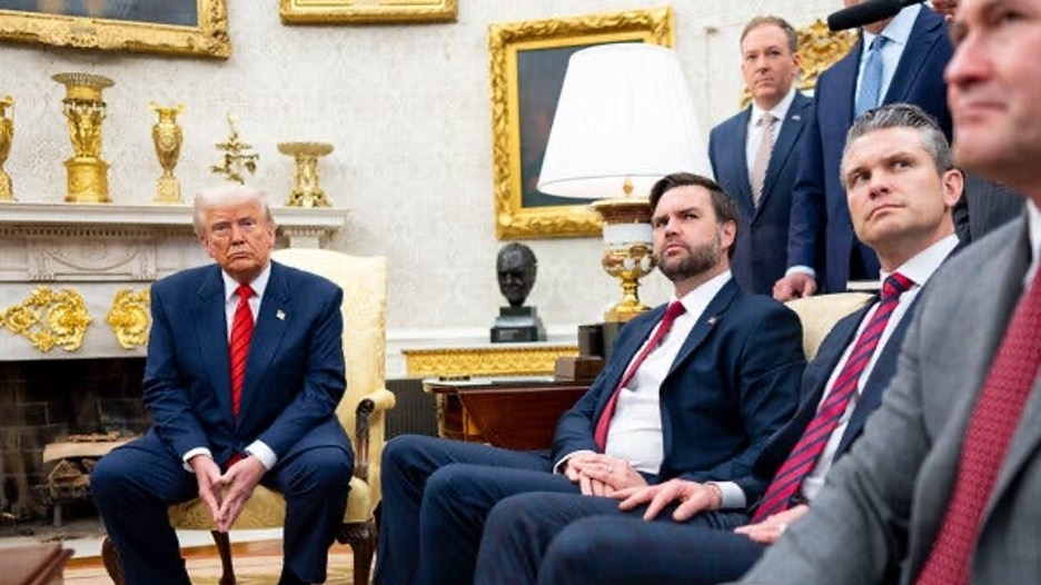 Một nhà báo vô tình 'bị' tham gia nhóm trò chuyện mật của Bộ Quốc phòng Mỹ về kế hoạch tấn công nhóm Houthi ở Yemen