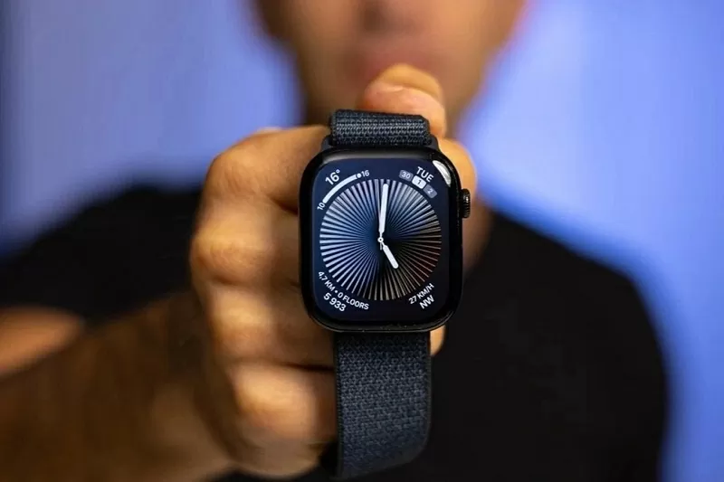 Hệ thống camera trên Apple Watch được sử dụng để phục vụ cho những tính năng AI