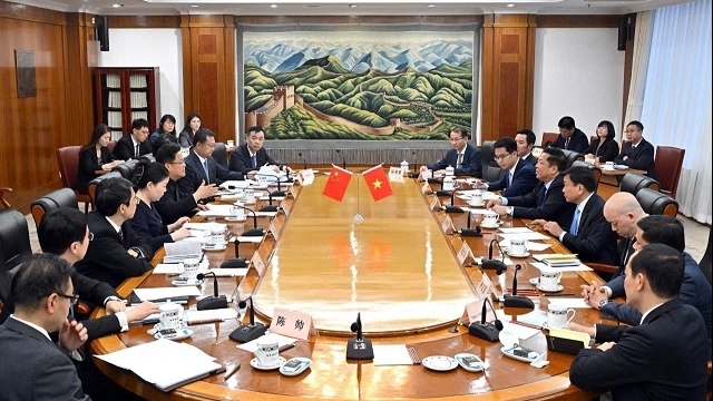 Thúc đẩy tiến độ triển khai các dự án kết nối đường sắt Việt Nam-Trung Quốc