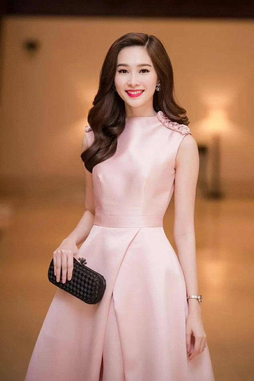 Hoa hậu Đặng Thu Thảo Hoa hậu Đặng Thu Thảo