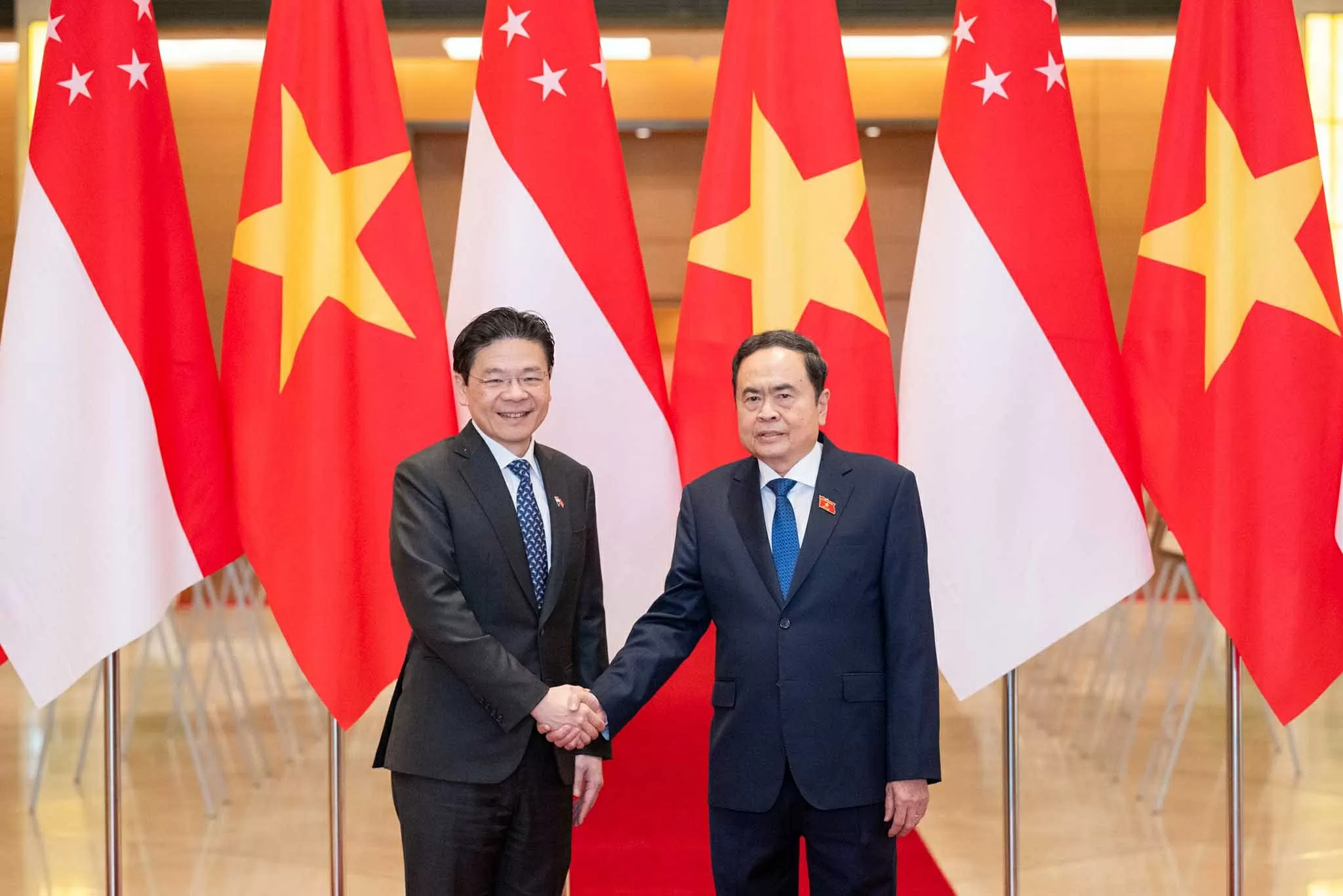 Chủ tịch Quốc hội Trần Thanh Mẫn hội kiến Thủ tướng Singapore Lawrence Wong