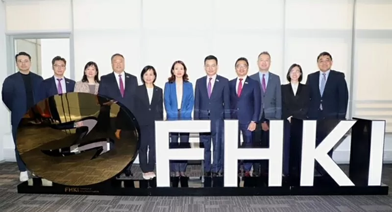 Thứ trưởng Ngoại giao Nguyễn Minh Hằng tham dự Hội nghị đầu tư toàn cầu HSBC lần thứ 2 và làm việc tại Hong Kong