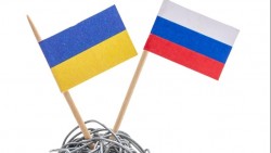 Trước thềm hội nghị thượng đỉnh NATO, Mỹ điện đàm với Nga và Ukraine, ông Zelensky hé mở về chấm dứt xung đột