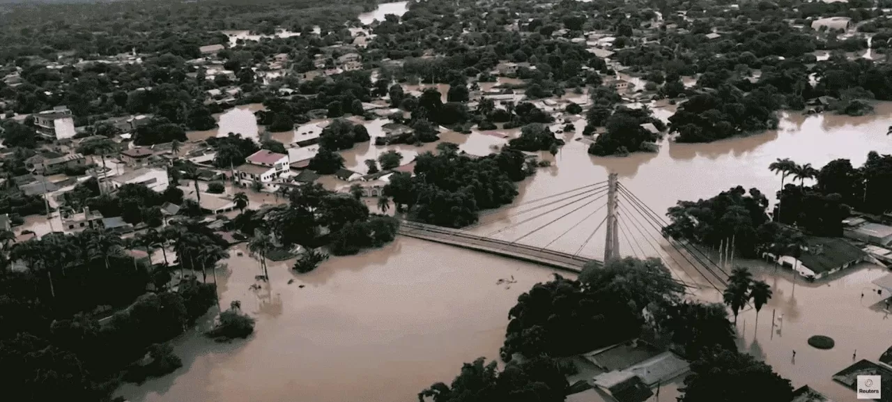 Bolivia ban bố tình trạng khẩn cấp quốc gia do lũ lụt nghiêm trọng Bolivia ban bố tình trạng khẩn cấp quốc gia do lũ lụt nghiêm trọng