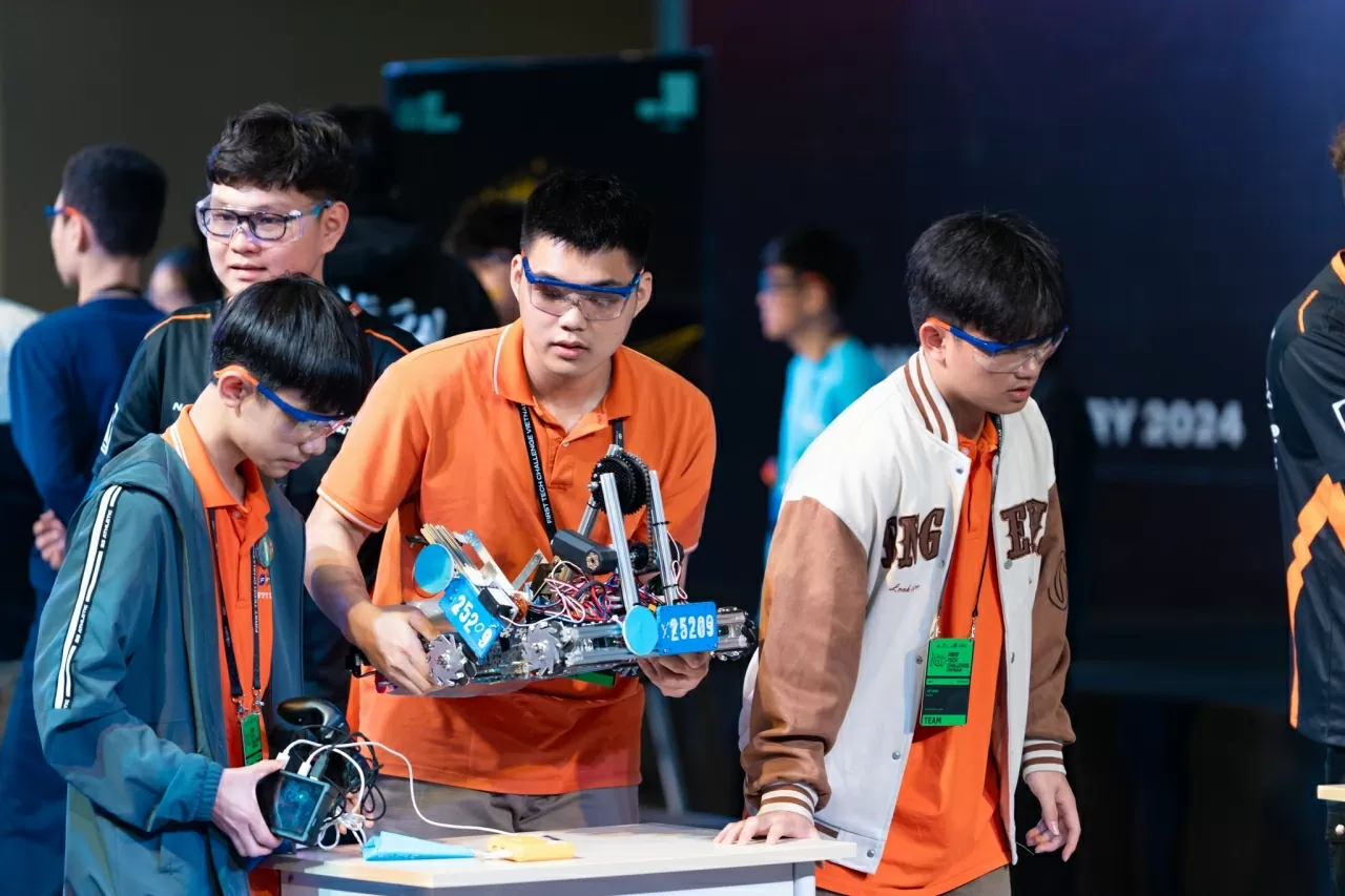 Giáo dục Giáo dục