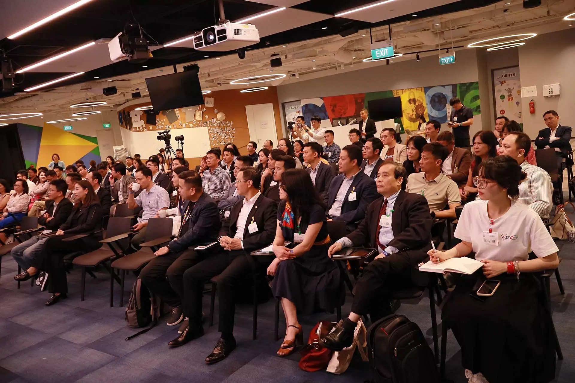 Nghị quyết 57 - Tiếp sức khát vọng của kiều bào: Mảnh đất cho hiền tài dụng võ (Kỳ cuối)