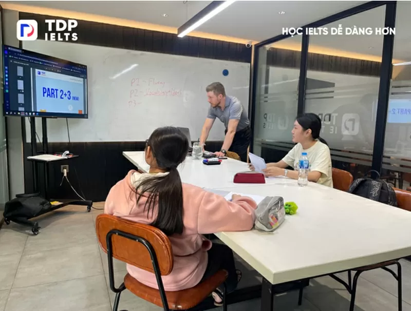 TDP IELTS chú trọng đầu từ vào thiết bị và không gian giảng dạy