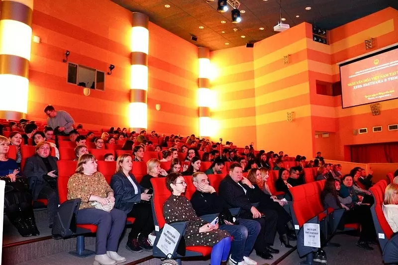 Ấn tượng ngày văn hóa của cộng đồng du học sinh Việt Nam tại Tyumen