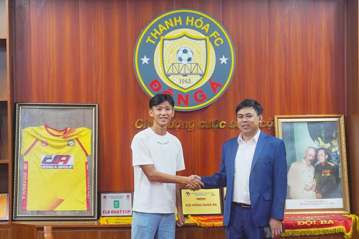 Cầu thủ Lào đầu tiên trong lịch sử cập bến V-League