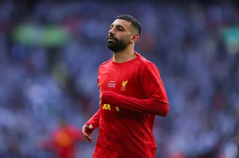 Trent Alexander-Arnold giúp Liverpool sáng cửa giữ chân Salah
