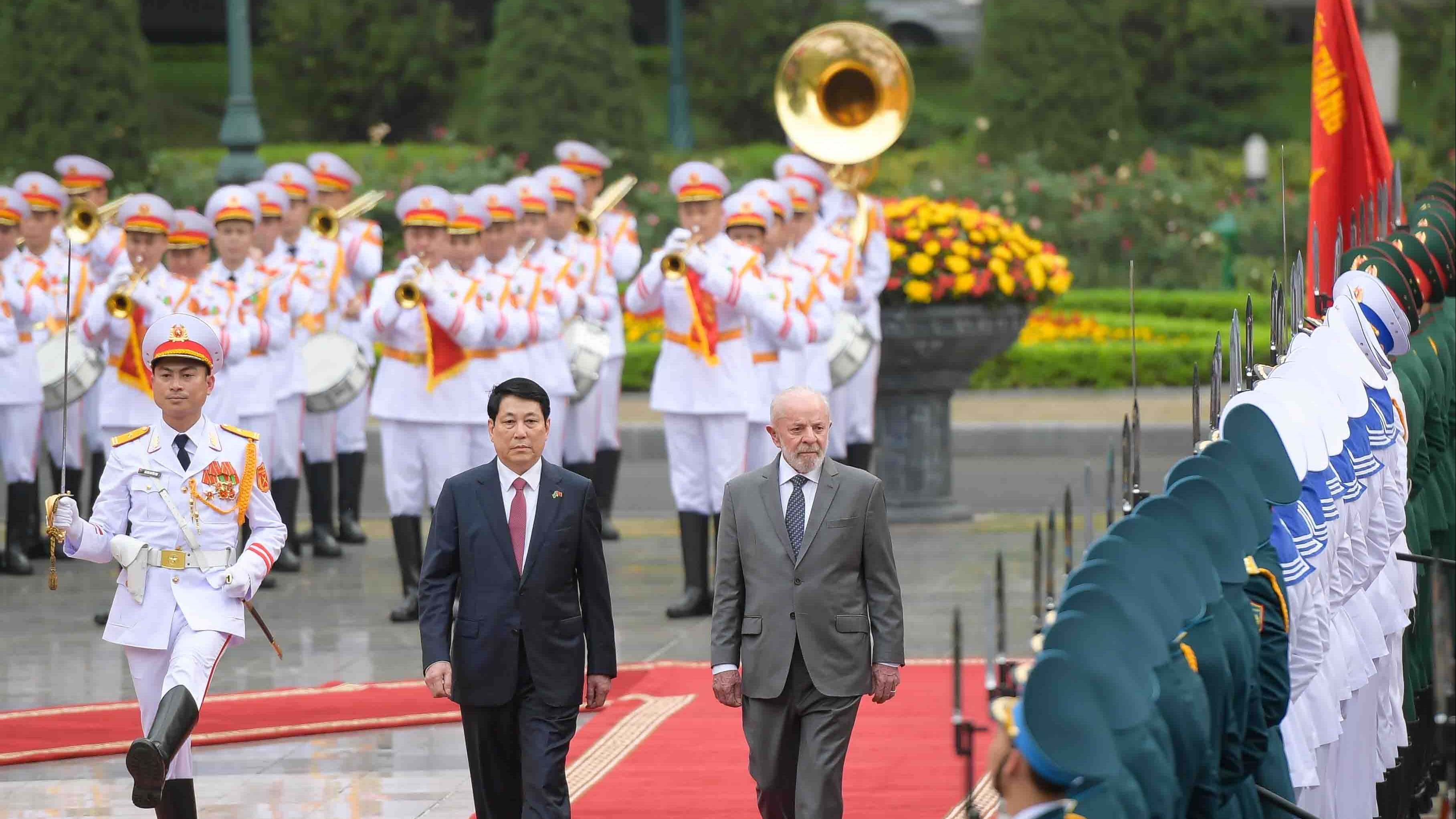 chu tich nuoc luong cuong chu tri le don chinh thuc tong thong brazil tham viet nam