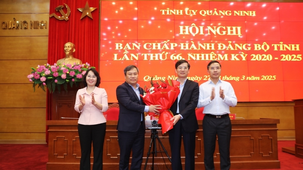 Ông Vũ Quyết Tiến trúng cử chức vụ Phó Bí thư Tỉnh ủy Quảng Ninh nhiệm kỳ 2020-2025 với số phiếu tín nhiệm tuyệt đối