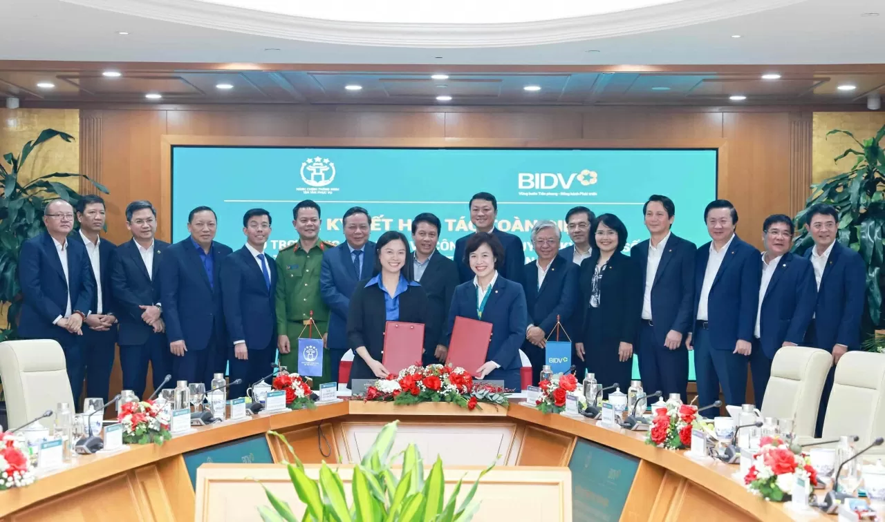 Chung tay đưa dịch vụ công trực tuyến đến gần hơn với người dân và doanh nghiệp