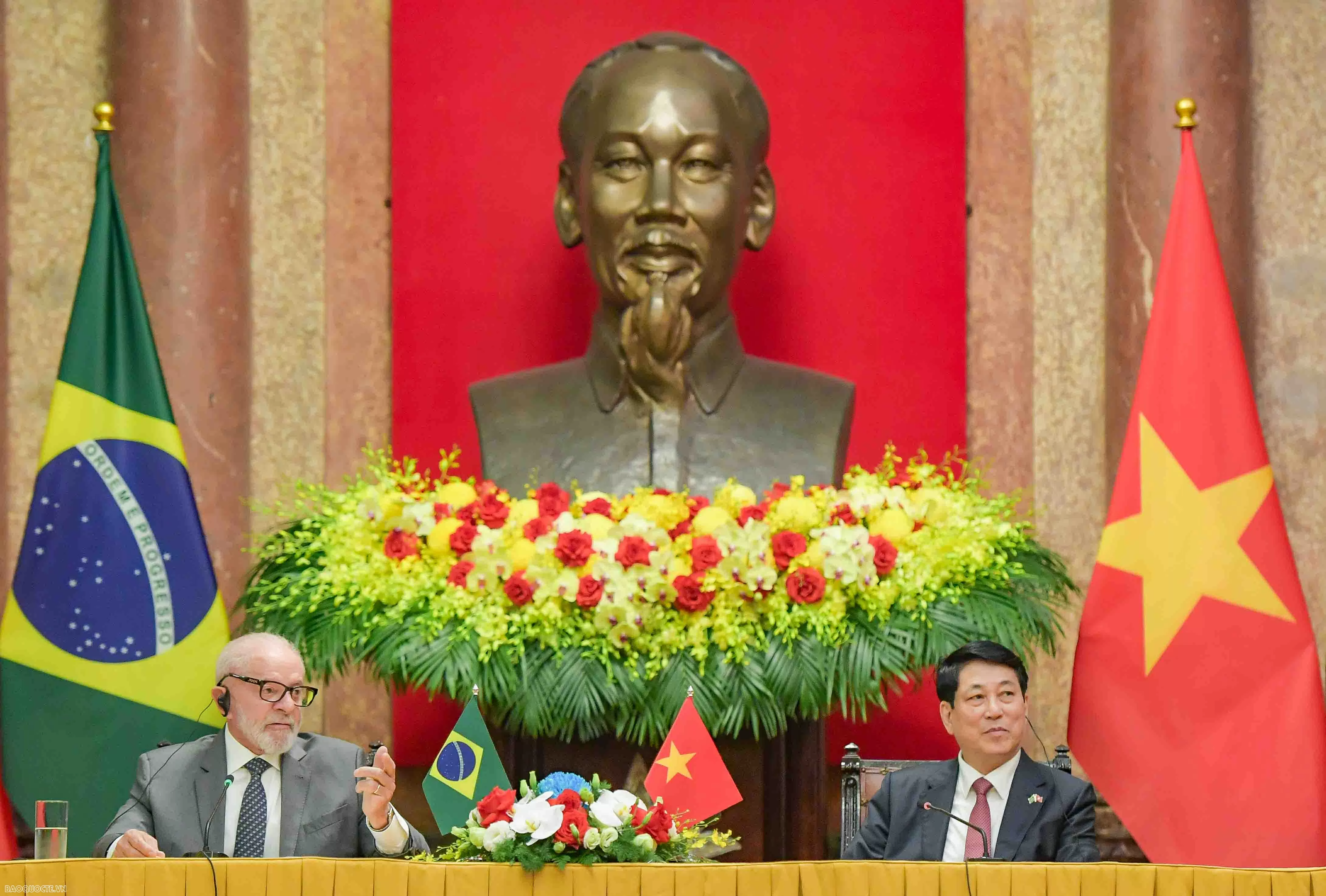 Chủ tịch nước Lương Cường và Tổng thống Brazil hội đàm, ngày 28/3/205. (Ảnh: Nguyễn Hồng) Chủ tịch nước Lương Cường và Tổng thống Brazil hội đàm, ngày 28/3/205. (Ảnh: Nguyễn Hồng)