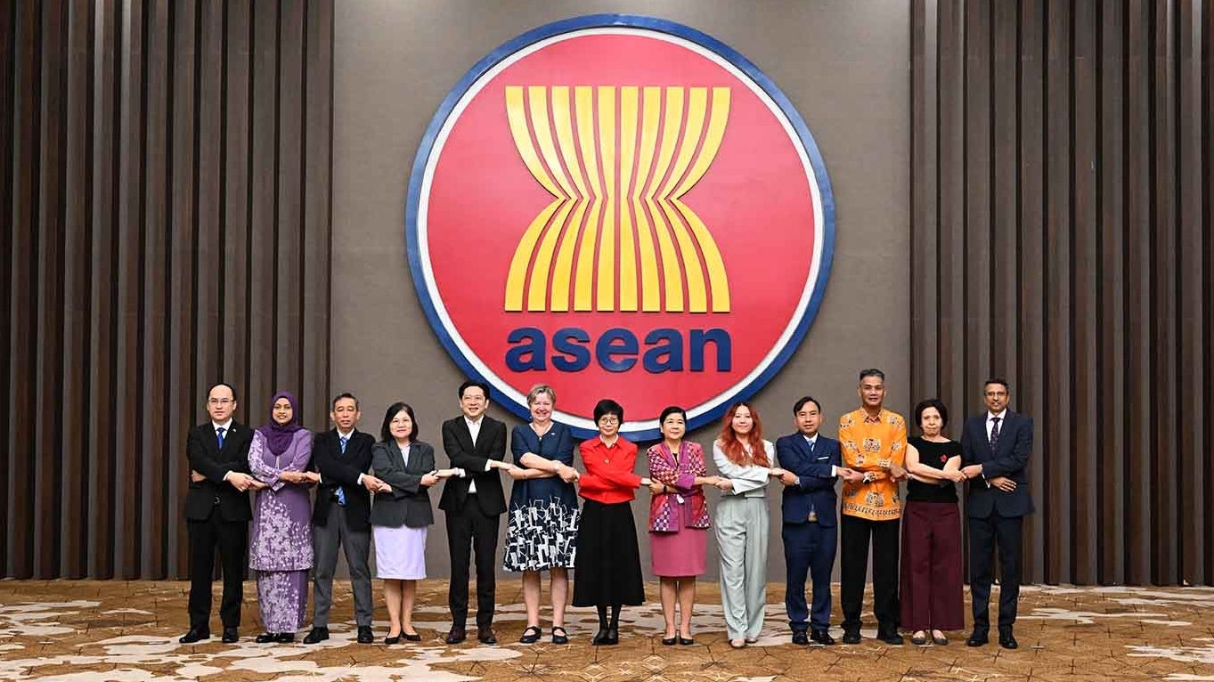 Đại sứ Tôn Thị Ngọc Hương đồng chủ trì cuộc họp Ủy ban hợp tác chung ASEAN-Anh lần thứ 4