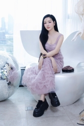 Sắc vóc trẻ trung, gợi cảm của Hoa hậu Giáng My