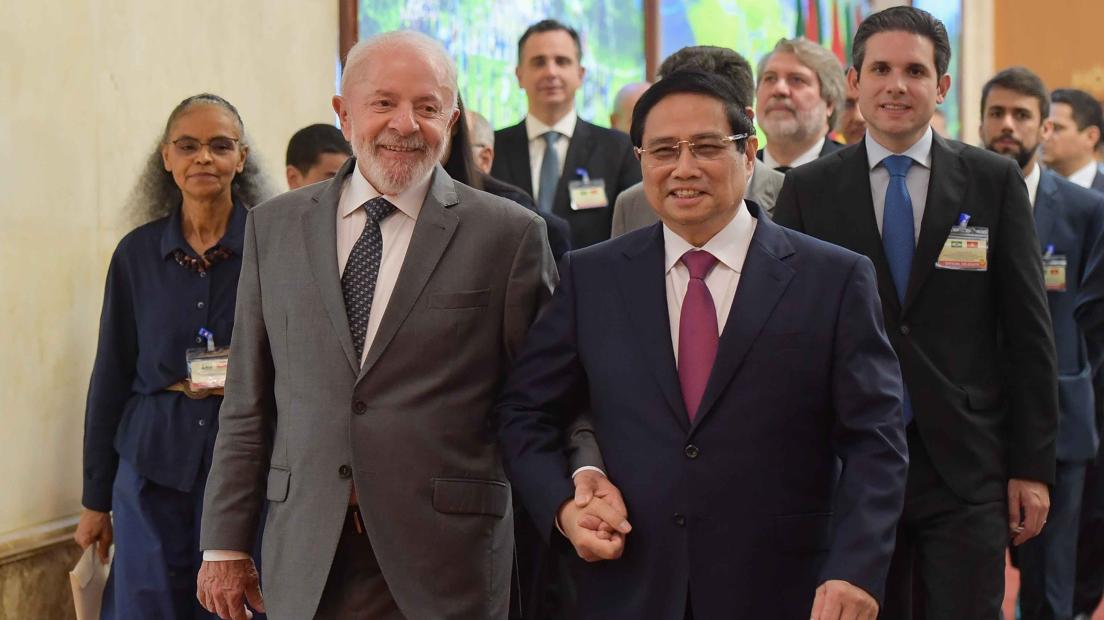 Báo Argentina: Vì sao các nhà lãnh đạo thế giới 'đổ về' Việt Nam?