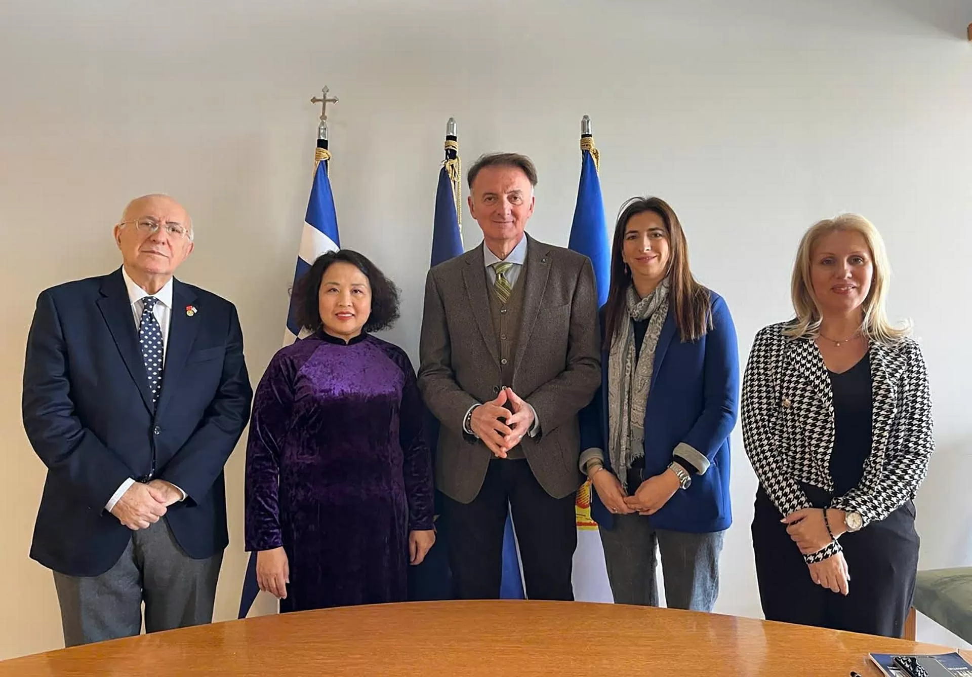 Việt Nam-Hy Lạp tăng cường kết nối địa phương, doanh nghiệp và người dân hai nước Việt Nam-Hy Lạp tăng cường kết nối địa phương, doanh nghiệp và người dân hai nước