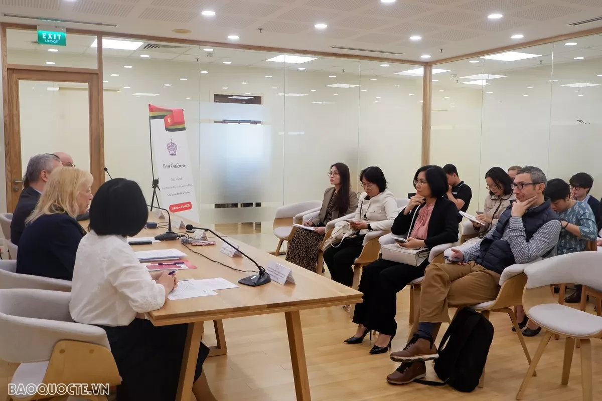 Đại sứ Bỉ: Nhà vua Philippe và Hoàng hậu Mathilde rất thân thuộc và trân trọng Việt Nam Đại sứ Bỉ: Nhà vua Philippe và Hoàng hậu Mathilde rất thân thuộc và trân trọng Việt Nam