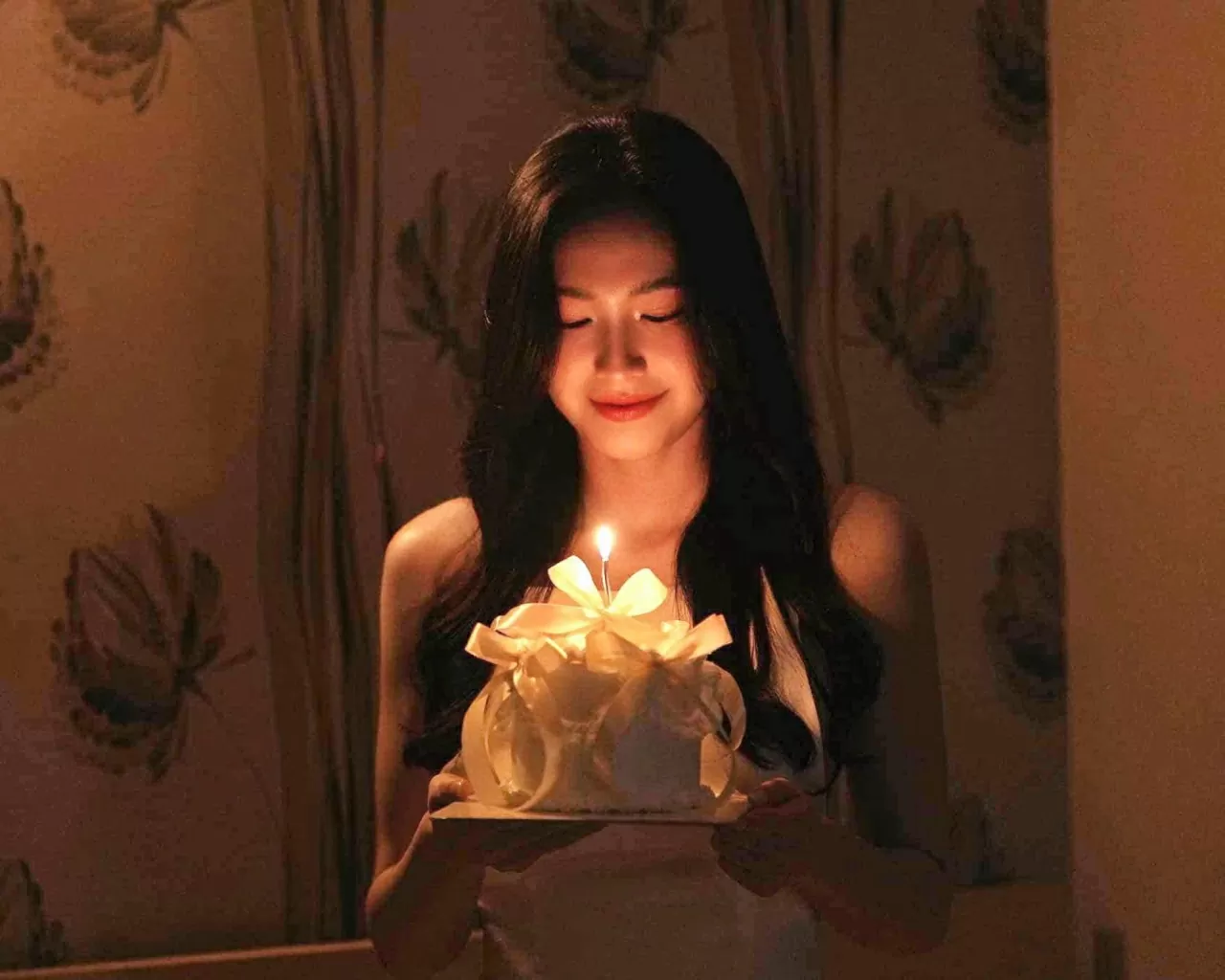 Ngắm vẻ đẹp vạn người mê của hoa khôi bóng chuyền Kim Thanh
