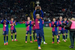 Tin chuyển nhượng: MU nỗ lực đàm phán với Araujo, Chelsea liên hệ Maignan