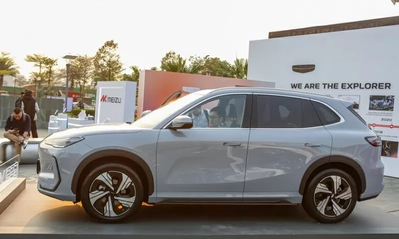 Thiết kế ngoại thất của Geely EX5 mang phong cách mềm mại và hiện đại