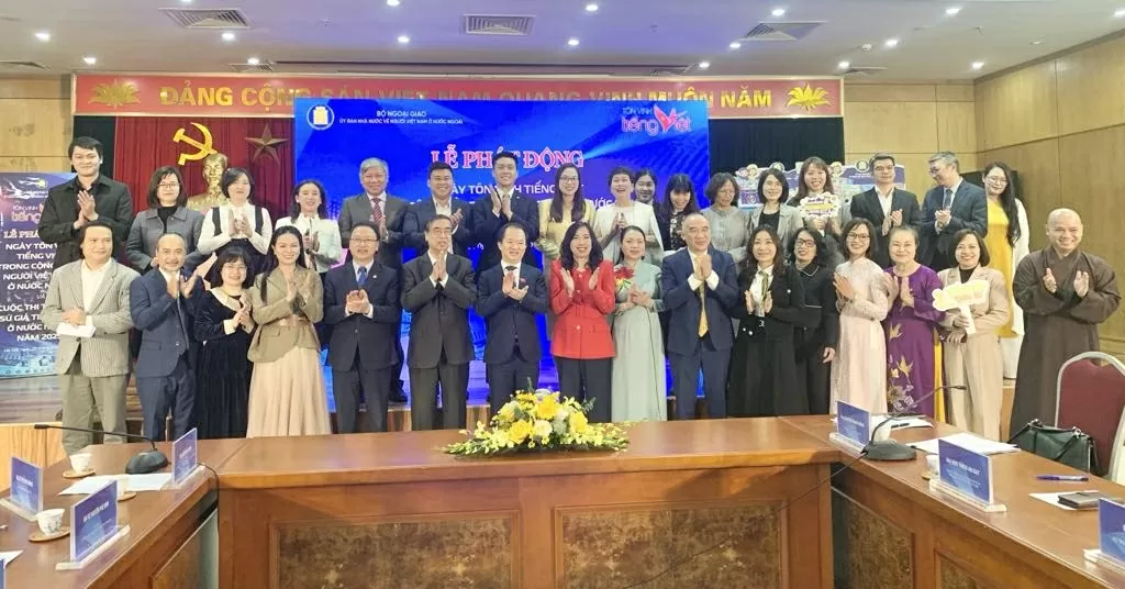 Phát động Ngày Tôn vinh tiếng Việt và cuộc thi Tìm kiếm Sứ giả tiếng Việt ở nước ngoài năm 2025 Phát động Ngày Tôn vinh tiếng Việt và cuộc thi Tìm kiếm Sứ giả tiếng Việt ở nước ngoài năm 2025