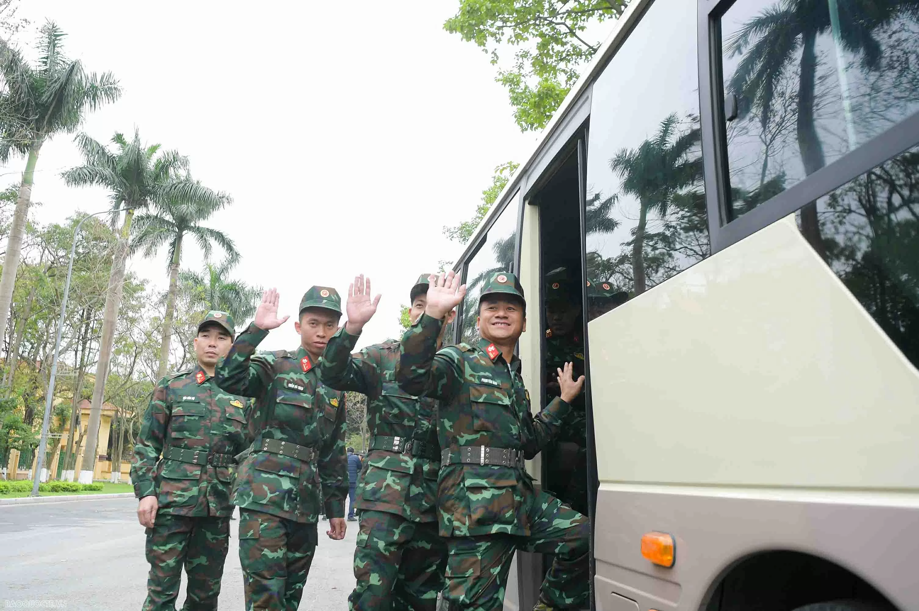 Cứu trợ động đất tại Myanmar: Đại tướng Nguyễn Tân Cương giao phát huy tinh thần ‘Tướng quân tại ngoại’ Cứu trợ động đất tại Myanmar: Đại tướng Nguyễn Tân Cương giao phát huy tinh thần ‘Tướng quân tại ngoại’
