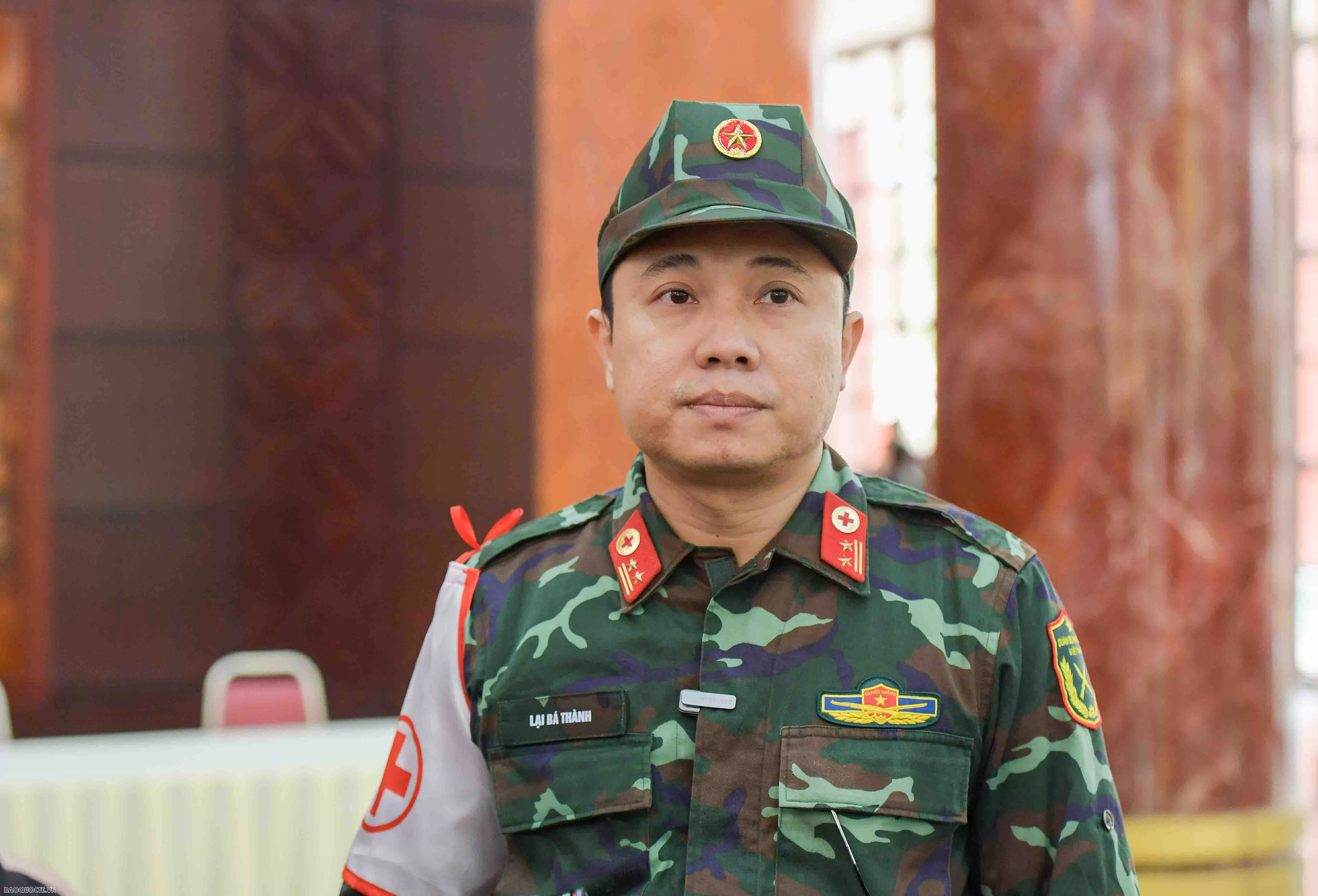 Mang thiết bị có thể tìm kiếm nạn nhân cách xa 15m, cách tường 10cm để cứu trợ động đất tại Myanamr