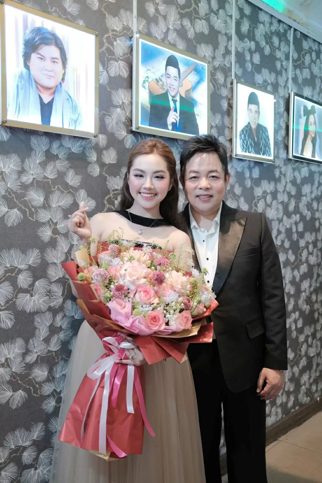 Quang Lê ‘thót tim’ trước thềm minishow, lỗi tại Khánh An?