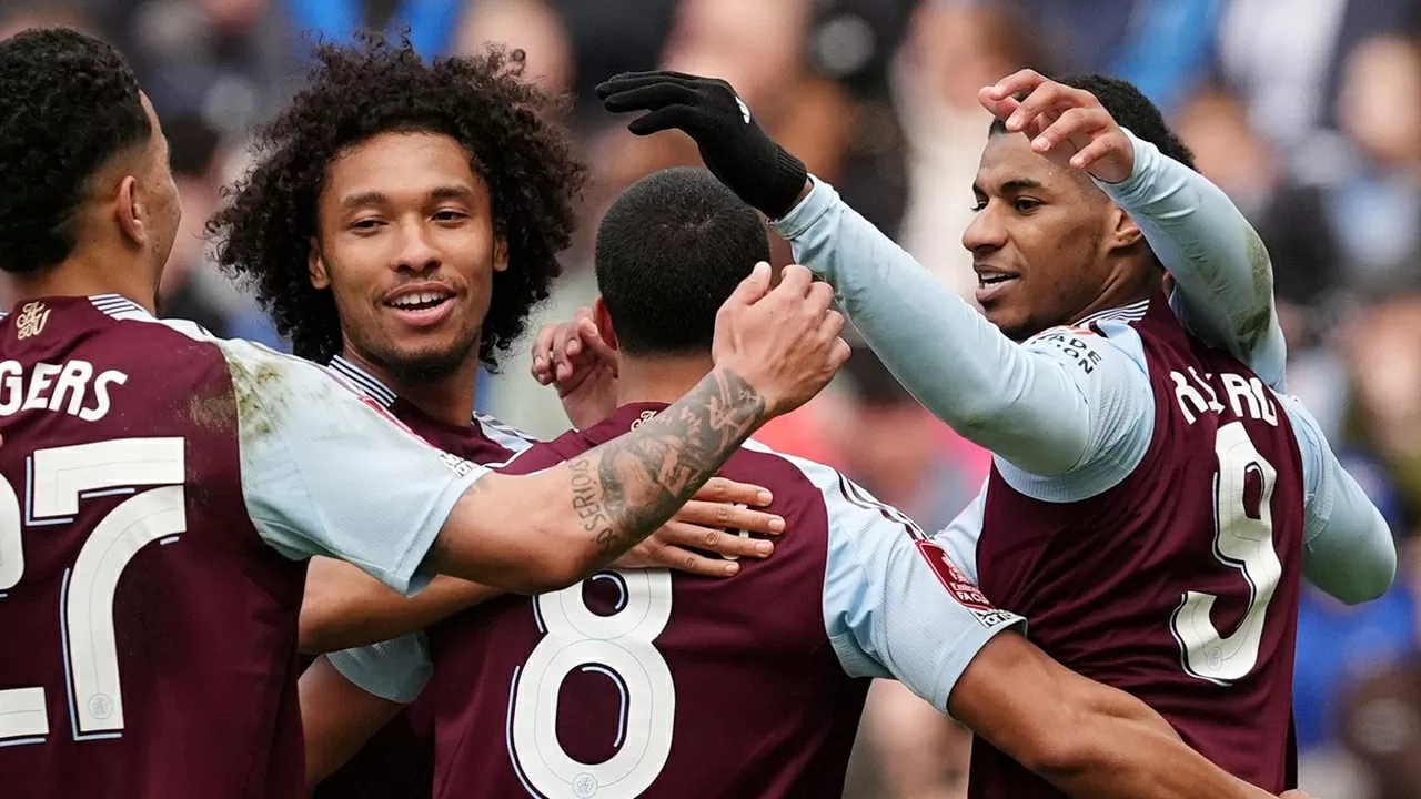 Bán kết FA Cup: Aston Villa gặp may