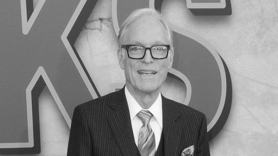 Tài tử Richard Chamberlain 'Tiếng chim hót trong bụi mận gai' qua đời ở tuổi 91