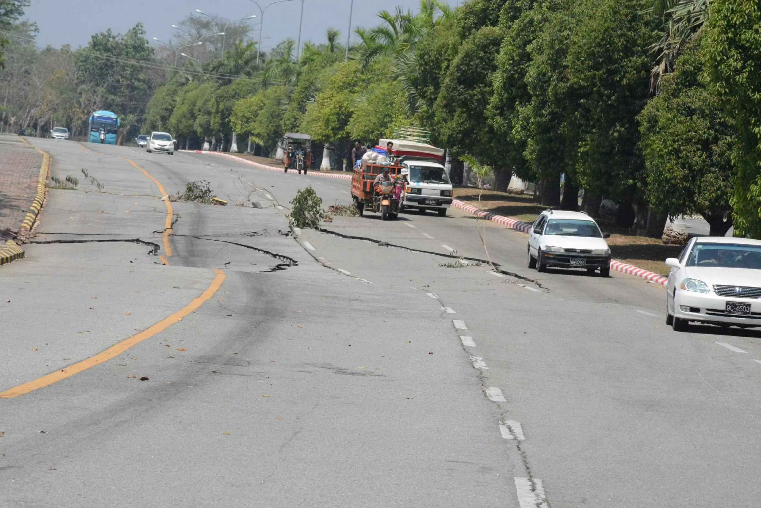 Những hình ảnh lực lượng Việt Nam cứu trợ động đất tại Myanmar