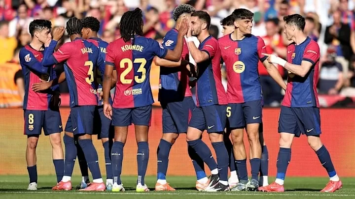 Barcelona của HLV Flick đạt mốc ghi bàn vô tiền khoáng hậu