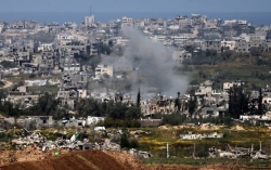 Xung đột ở Dải Gaza: Israel vẫn oanh kích, ưu tiên giải thoát con tin, Pháp kêu gọi khôi phục ngừng bắn