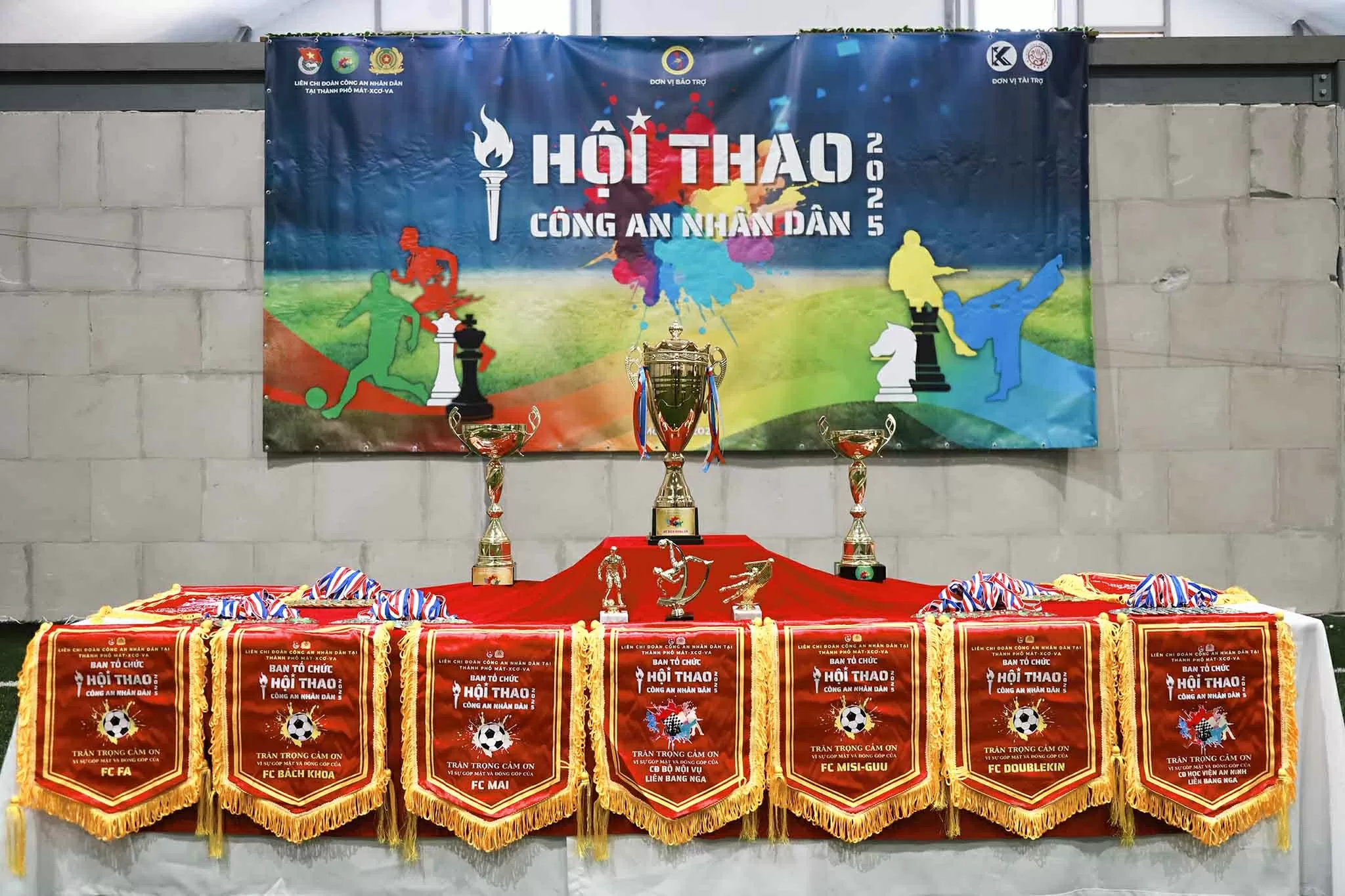 Hội thao hướng tới kỷ niệm 80 năm ngày truyền thống Công an nhân dân Hội thao hướng tới kỷ niệm 80 năm ngày truyền thống Công an nhân dân