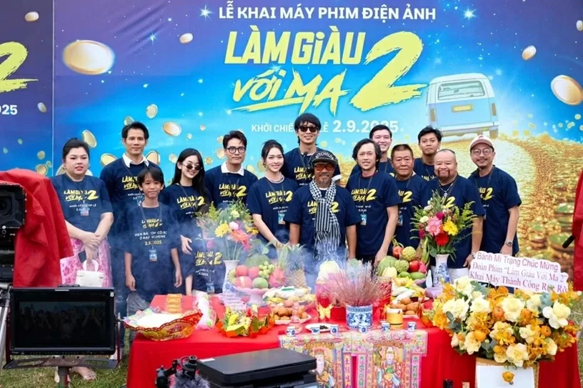 NSƯT Hoài Linh đóng vai chính hài phần 2 phim chiếu rạp 'Làm giàu với ma'