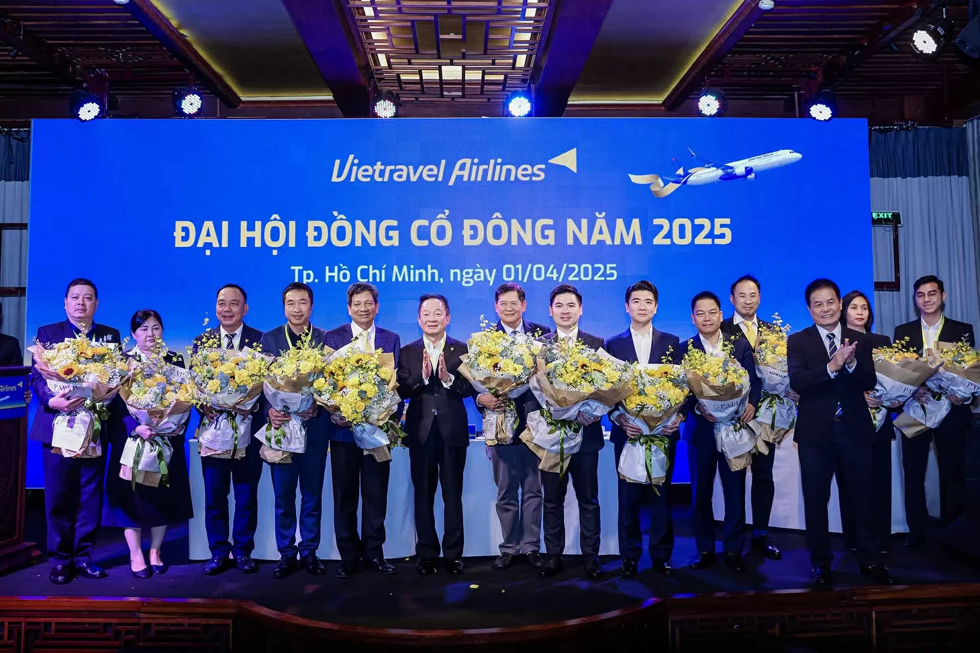 HĐQT và Ban Kiểm soát mới nhiệm kỳ 2025 - 2030 ra mắt ĐHĐCĐ HĐQT và Ban Kiểm soát mới nhiệm kỳ 2025 - 2030 ra mắt ĐHĐCĐ