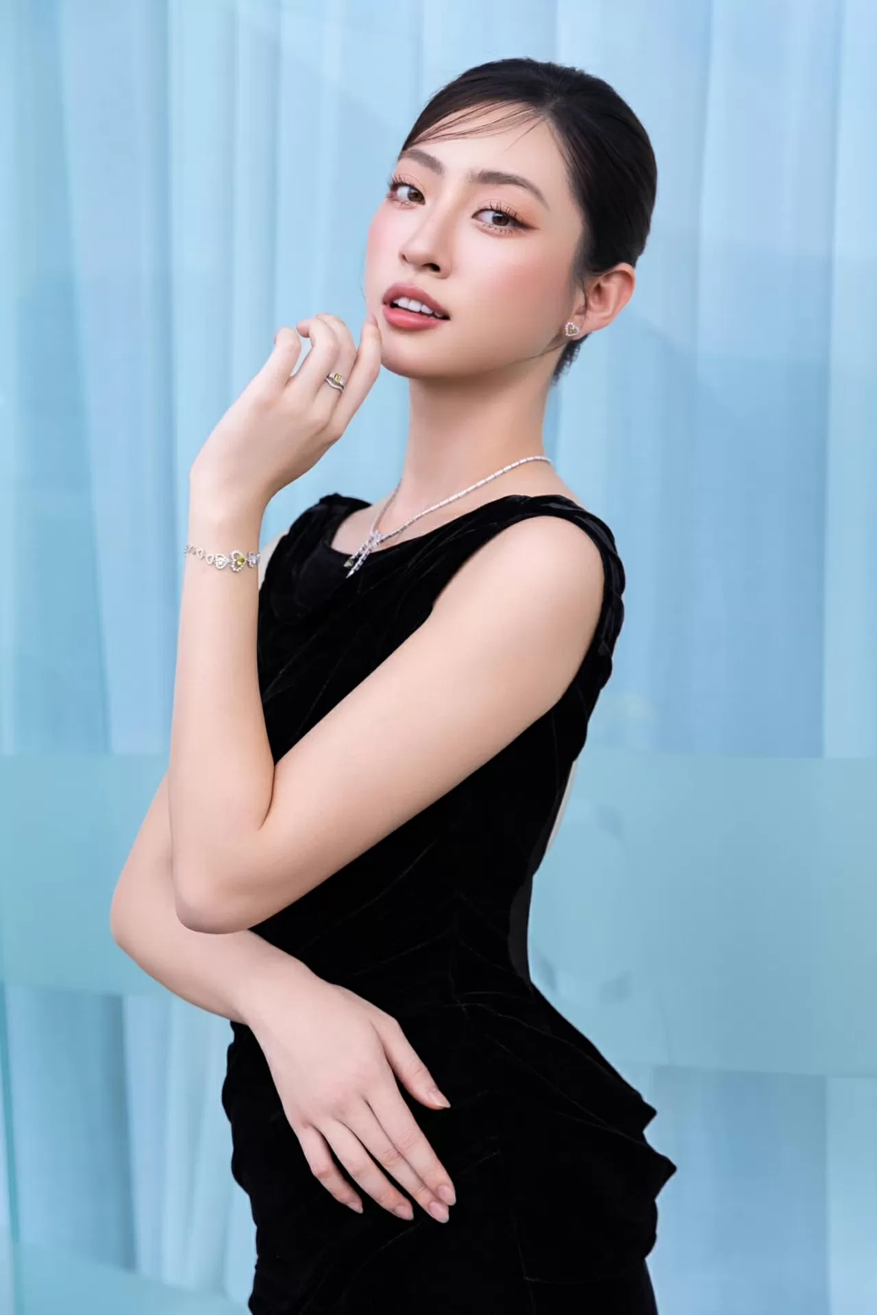 Hoa hậu Lương Thùy Linh