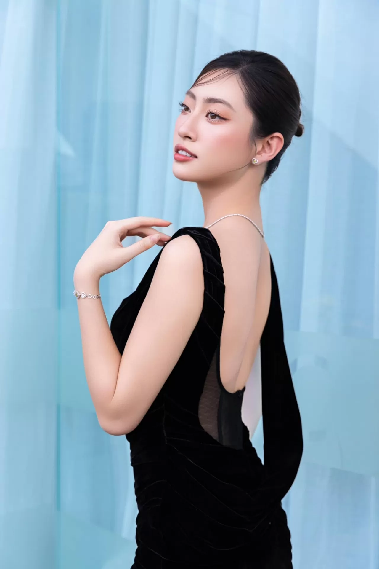 Hoa hậu Lương Thùy Linh