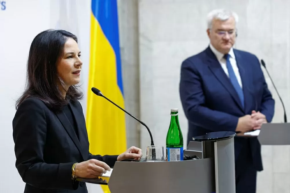 Tố Nga 'chơi' chiến thuật trì hoãn, Đức cảnh báo Mỹ đừng để bị lừa, muốn lấy luật pháp châu Âu làm khuôn khổ cho thỏa thuận khoáng sản Ukraine Tố Nga 'chơi' chiến thuật trì hoãn, Đức cảnh báo Mỹ đừng để bị lừa, muốn lấy luật pháp châu Âu làm khuôn khổ cho thỏa thuận khoáng sản Ukraine