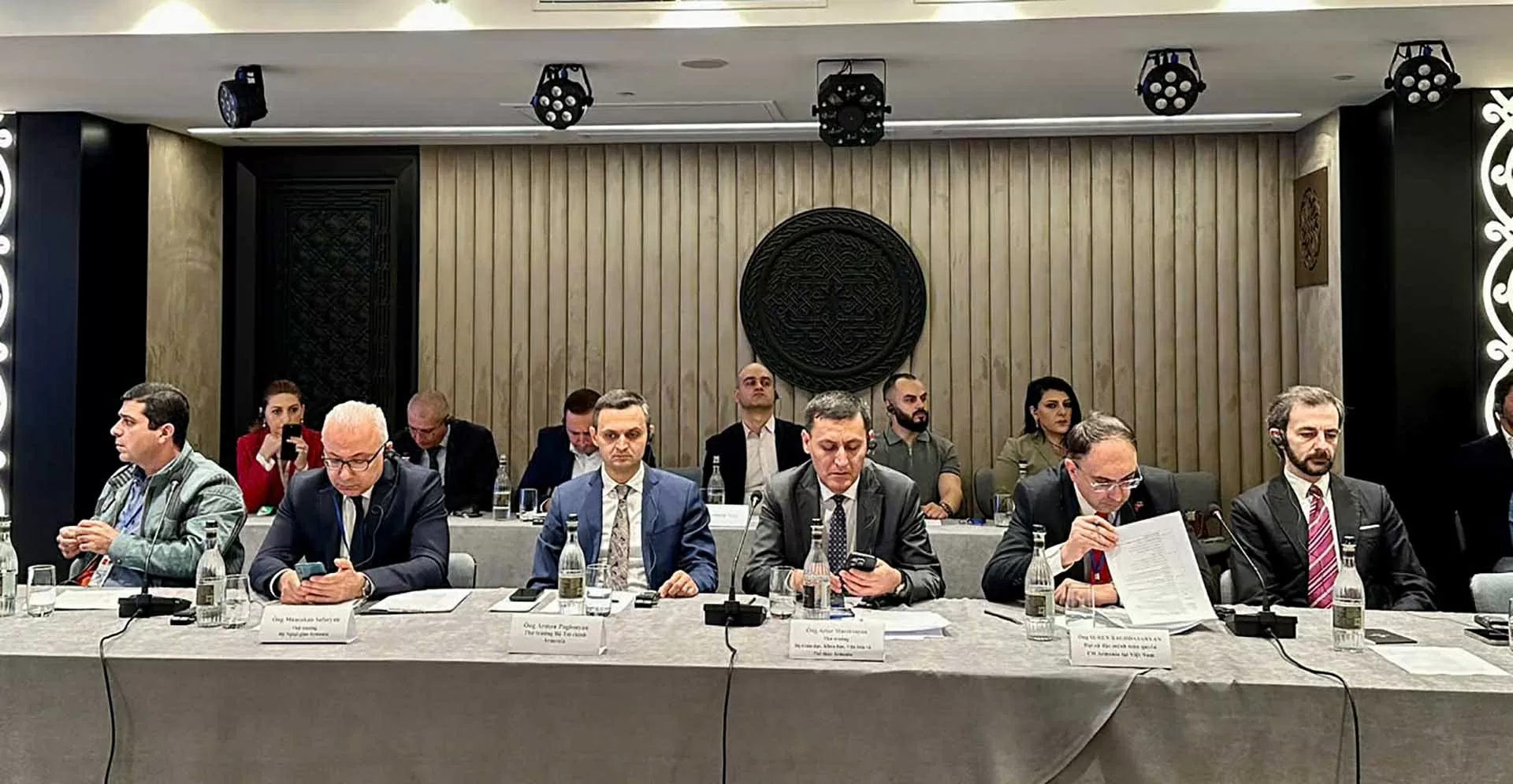 Chủ tịch Quốc hội Trần Thanh Mẫn dự Tọa đàm doanh nghiệp Việt Nam-Armenia