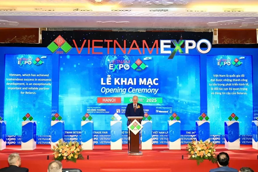 Vietnam Expo 2025: Đồng hành cùng doanh nghiệp trong kỷ nguyên số Gần 400 doanh nghiệp đến từ 18 quốc gia và vùng lãnh thổ tham dự Vietnam Expo 2025