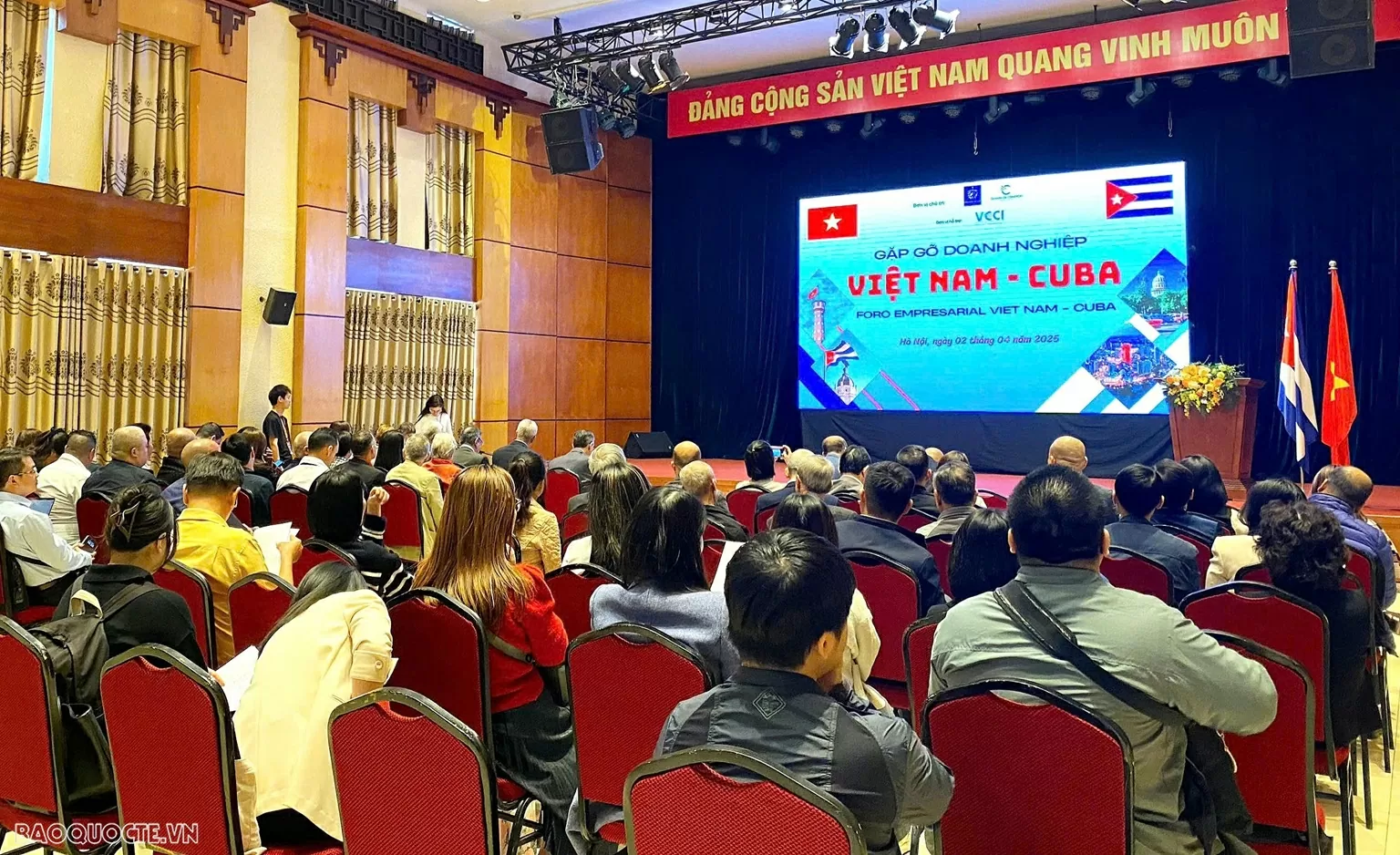 Toàn cảnh “Diễn đàn Doanh nghiệp Việt Nam - Cuba” (Ảnh: Bích Quyên) 