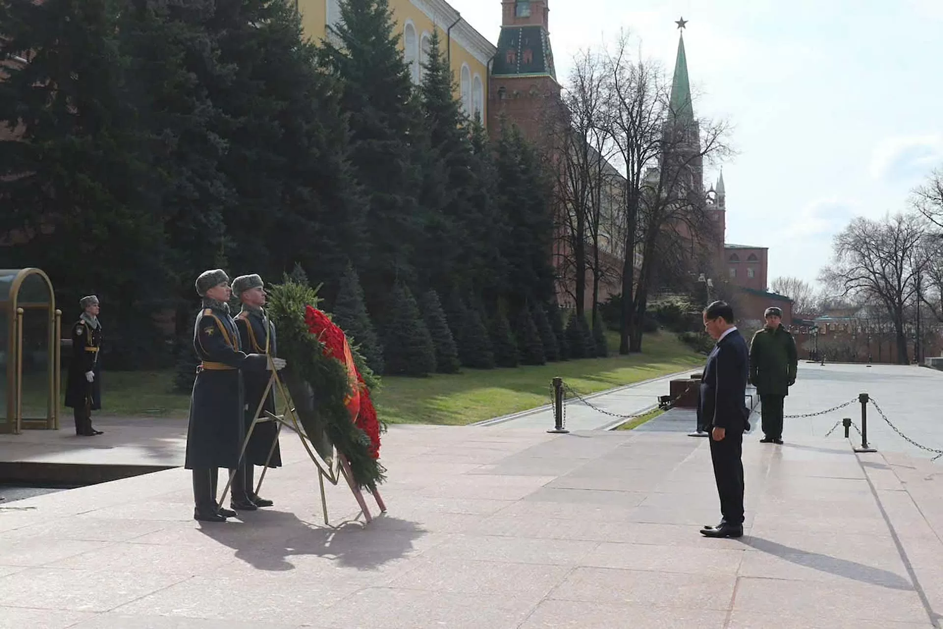 Phó Thủ tướng, Bộ trưởng Ngoại giao Bùi Thanh Sơn hội đàm với Bộ trưởng Ngoại giao Nga Sergei Lavrov