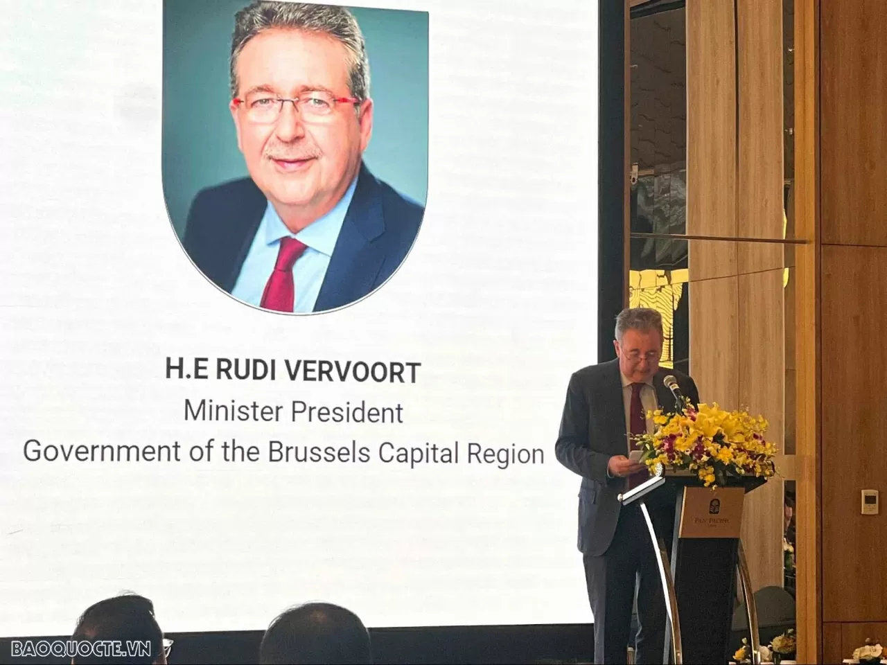 Bộ trưởng, Thủ hiến Chính phủ vùng Thủ đô Brussels Rudi Vervoort chia sẻ về kinh nghiệm và tiềm năng hợp tác giữa Việt Nam và Bỉ. (Ảnh: Minh Thư) Bộ trưởng, Thủ hiến Chính phủ vùng Thủ đô Brussels Rudi Vervoort chia sẻ về kinh nghiệm và tiềm năng hợp tác giữa Việt Nam và Bỉ. (Ảnh: Minh Thư)