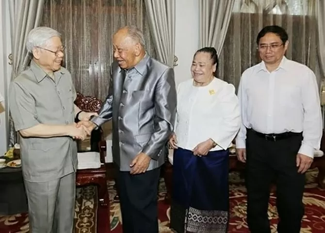 Việt-Lào