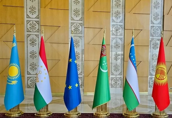 Kết nối Trung Á