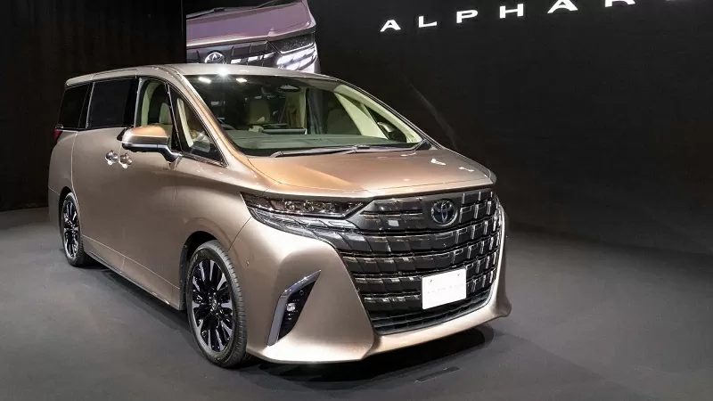 Cập nhật bảng giá xe hãng Toyota mới nhất tháng 4/2025