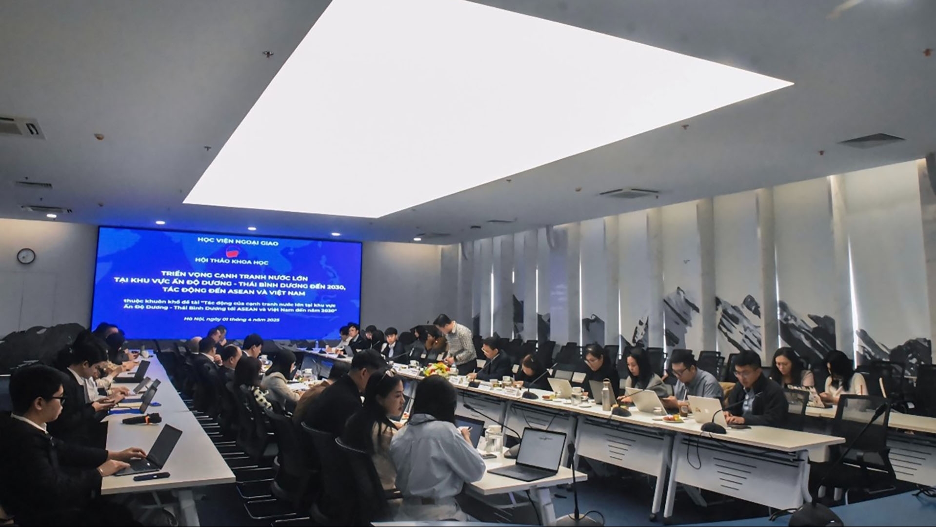 hoi thao khoa hoc trien vong canh tranh nuoc lon tai khu vuc an do duong thai binh duong den nam 2030 tac dong den asean va viet nam